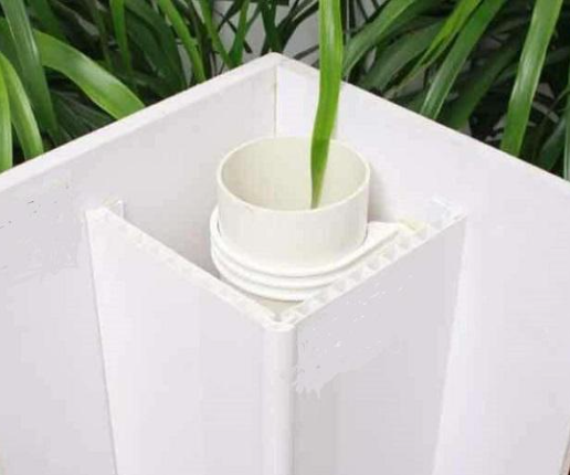 PVC 板包下水管